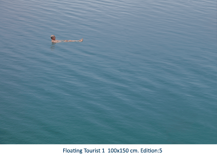 Floating Tourist #1