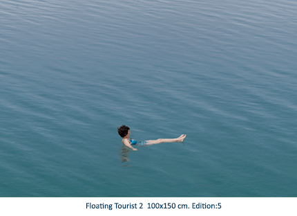 Floating Tourist #2